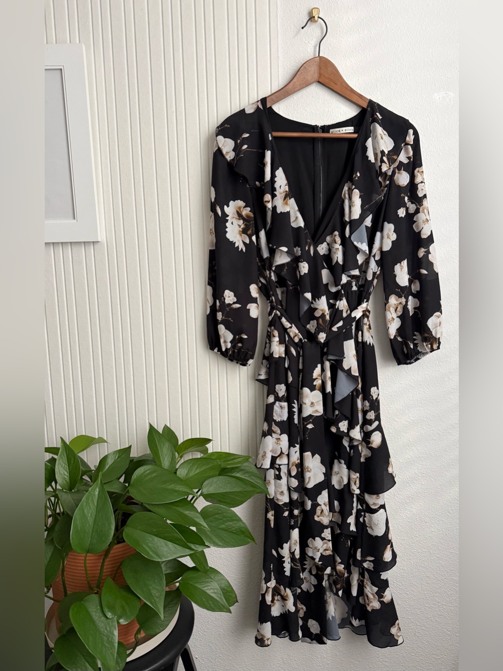 Alice + Olivia Long Sleeve Surplice Flowy Midi Black Floral Dress